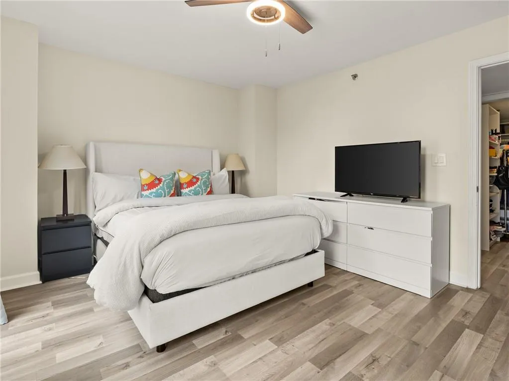2870 Pharr Court South Nw Unit 504, Atlanta, Georgia 30305, 1 Bedroom Bedrooms, ,1 BathroomBathrooms,Residential,For Sale,2870 Pharr Court South Nw Unit 504,7553306