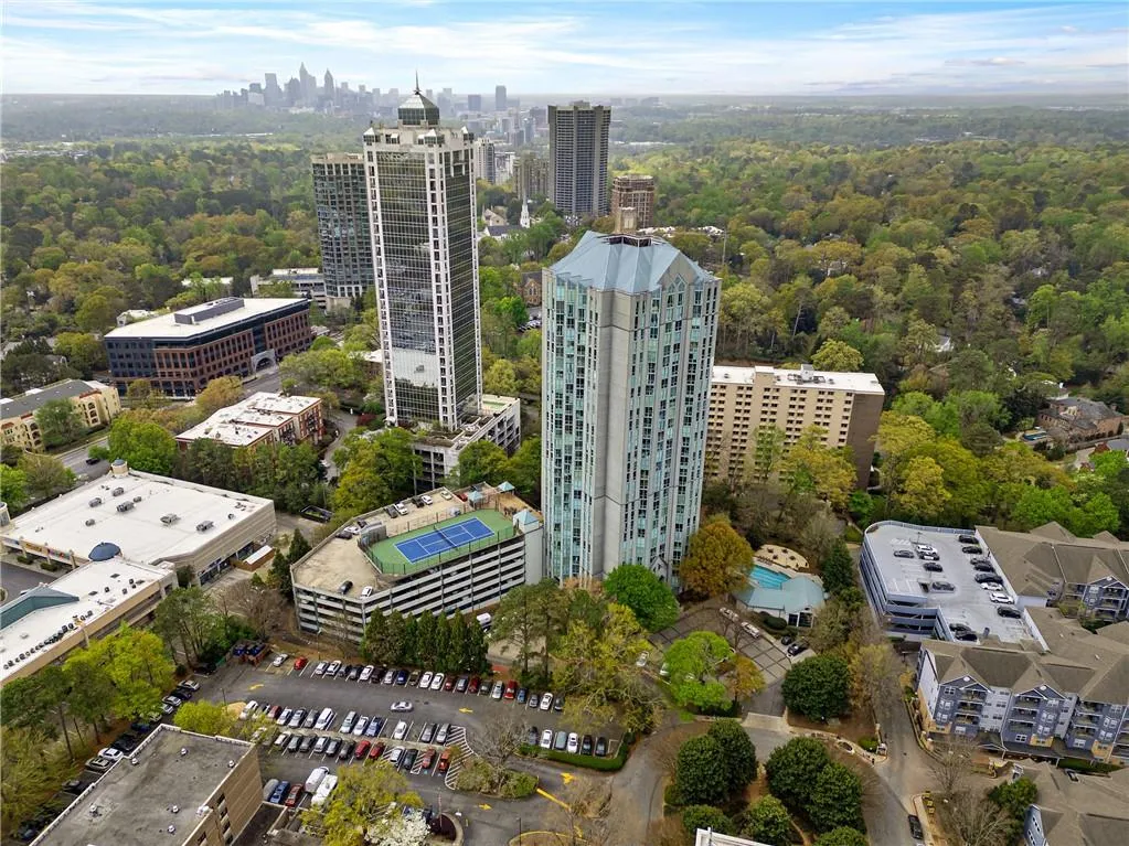 2870 Pharr Court South Nw Unit 504, Atlanta, Georgia 30305, 1 Bedroom Bedrooms, ,1 BathroomBathrooms,Residential,For Sale,2870 Pharr Court South Nw Unit 504,7553306