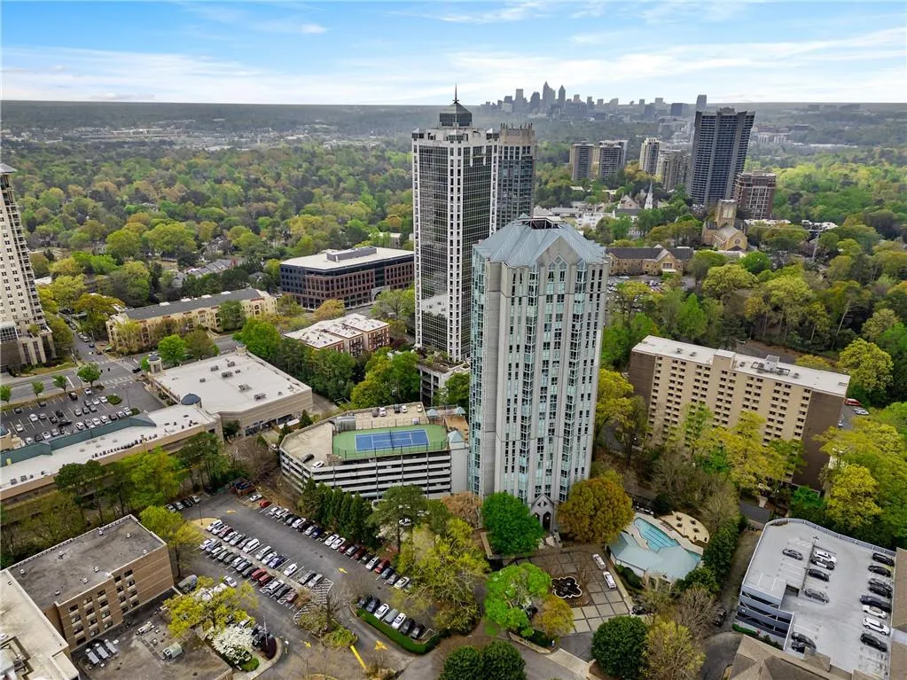 2870 Pharr Court South Nw Unit 504, Atlanta, Georgia 30305, 1 Bedroom Bedrooms, ,1 BathroomBathrooms,Residential,For Sale,2870 Pharr Court South Nw Unit 504,7553306