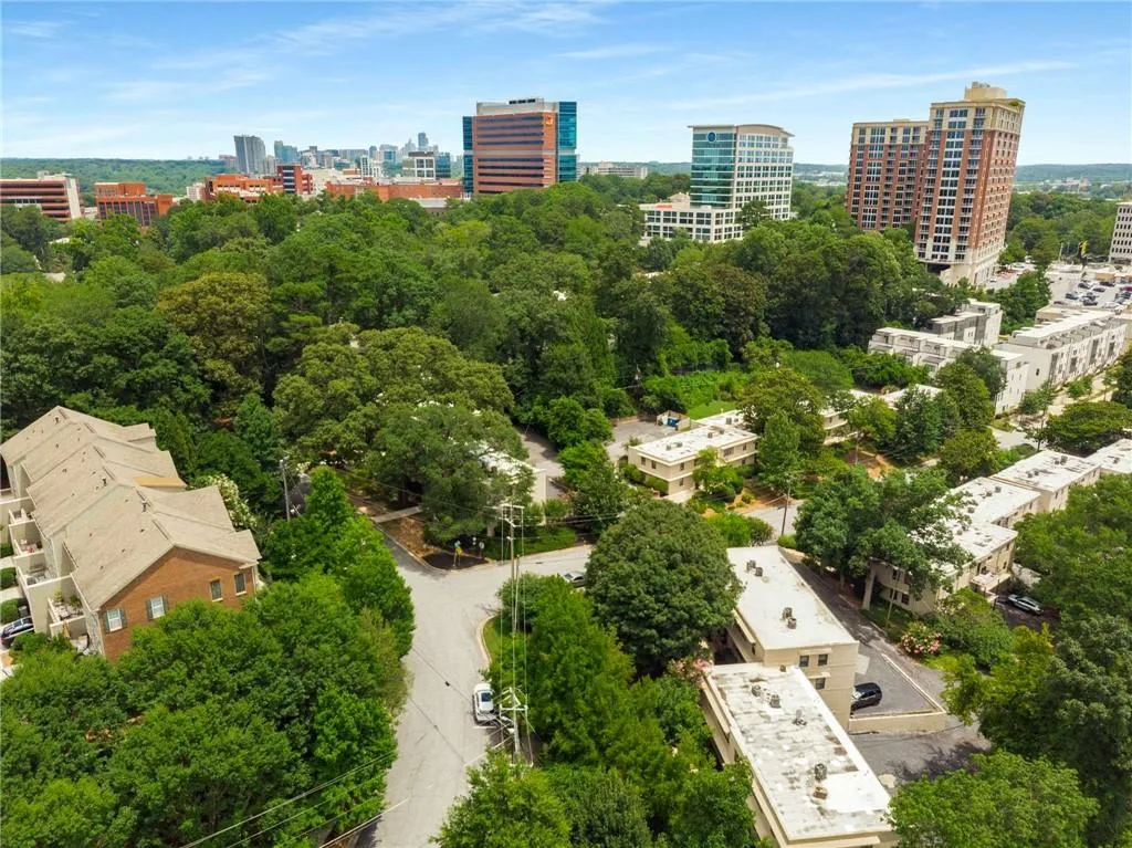 282 Ardmore Circle Nw Unit 6, Atlanta, Georgia 30309, 2 Bedrooms Bedrooms, ,1 BathroomBathrooms,Residential,For Sale,282 Ardmore Circle Nw Unit 6,7614622