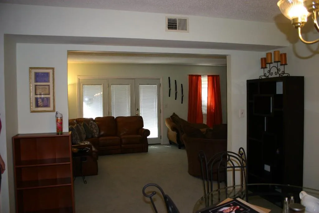 6851 Roswell Road Ne Unit D27, Sandy Springs, Georgia 30328, 3 Bedrooms Bedrooms, ,2 BathroomsBathrooms,Residential,Sold,6851 Roswell Road Ne Unit D27,5542103