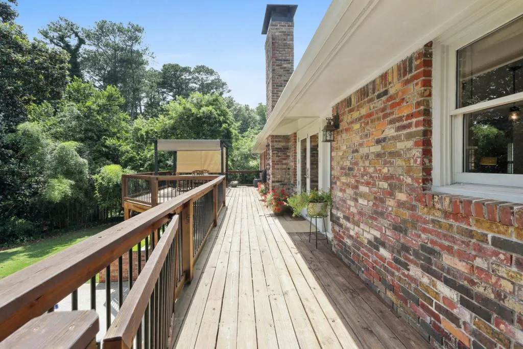 275 Forest Hills Drive, Atlanta, Georgia 30342, 5 Bedrooms Bedrooms, ,3 BathroomsBathrooms,Residential,Sold,275 Forest Hills Drive,6745441