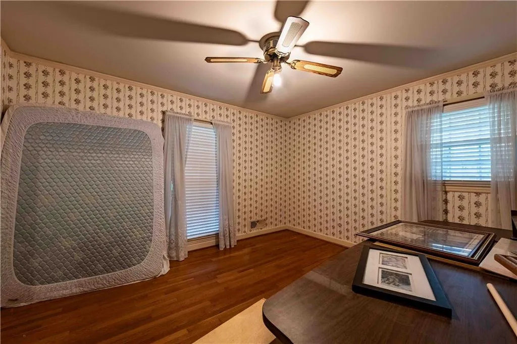 750 Mount Vernon Highway, Atlanta, Georgia 30327, 4 Bedrooms Bedrooms, ,3 BathroomsBathrooms,Residential,Sold,750 Mount Vernon Highway,7498906