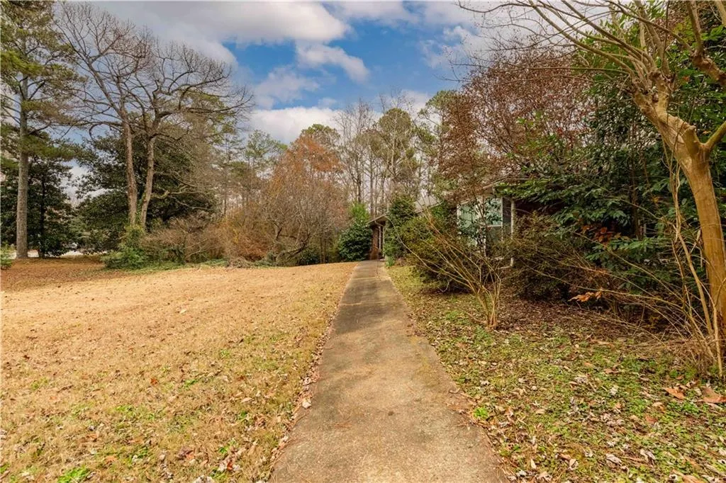 750 Mount Vernon Highway, Atlanta, Georgia 30327, 4 Bedrooms Bedrooms, ,3 BathroomsBathrooms,Residential,Sold,750 Mount Vernon Highway,7498906