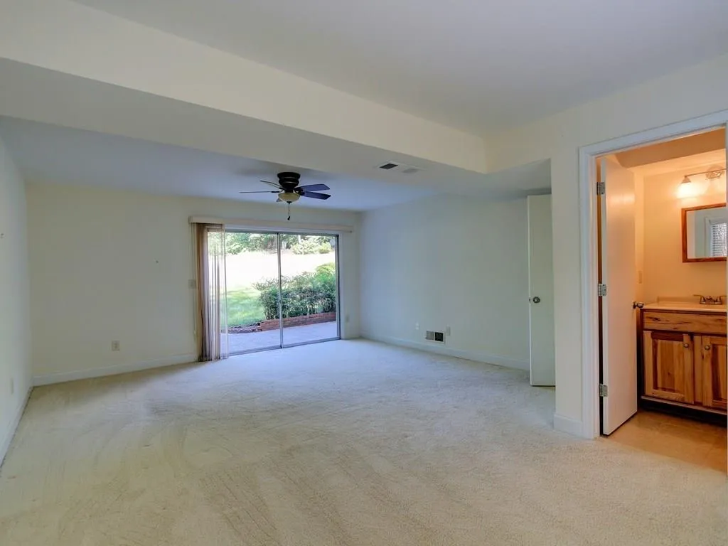 6274 Hunting Creek Road, Atlanta, Georgia 30328, 3 Bedrooms Bedrooms, ,2 BathroomsBathrooms,Residential,Sold,6274 Hunting Creek Road,5705055