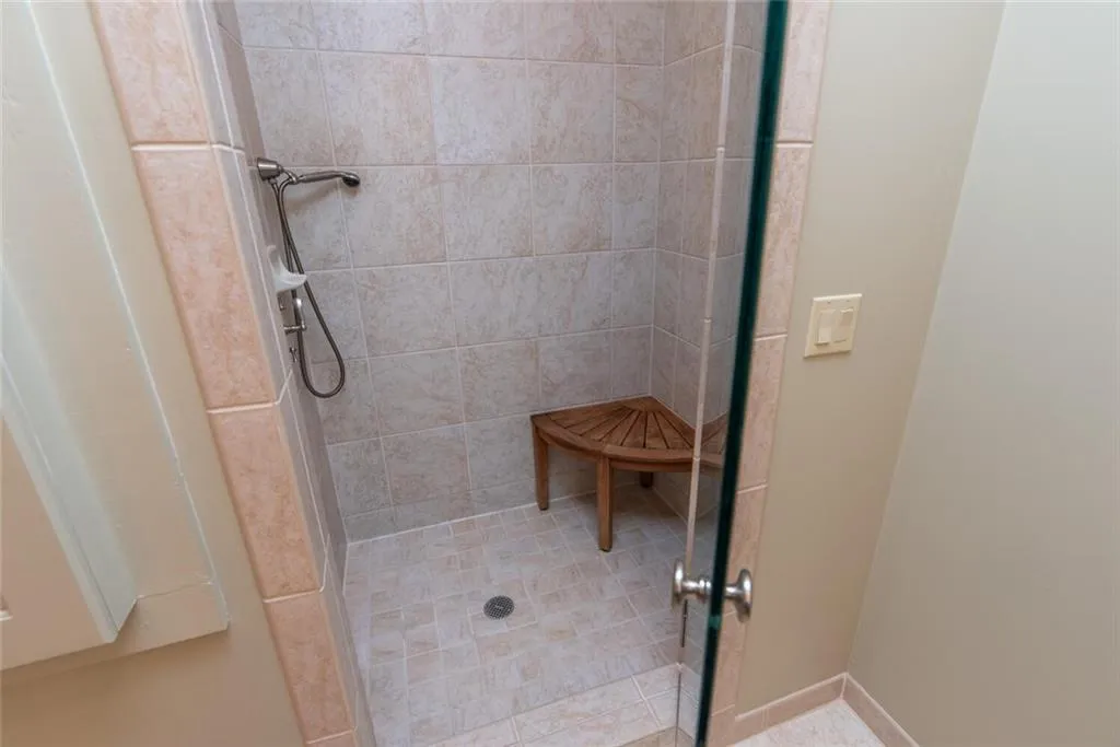 6105 Blue Stone Road Unit 310, Sandy Springs, Georgia 30328, 2 Bedrooms Bedrooms, ,2 BathroomsBathrooms,Residential,Sold,6105 Blue Stone Road Unit 310,6832532