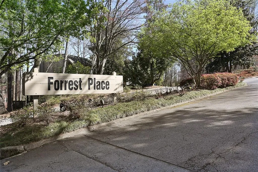 44 Forrest Place Unit 44, Sandy Springs, Georgia 30328, 3 Bedrooms Bedrooms, ,2 BathroomsBathrooms,Residential,Sold,44 Forrest Place Unit 44,5816006