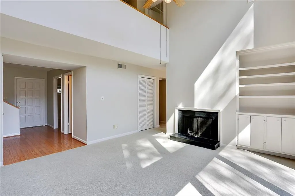 44 Forrest Place Unit 44, Sandy Springs, Georgia 30328, 3 Bedrooms Bedrooms, ,2 BathroomsBathrooms,Residential,Sold,44 Forrest Place Unit 44,5816006