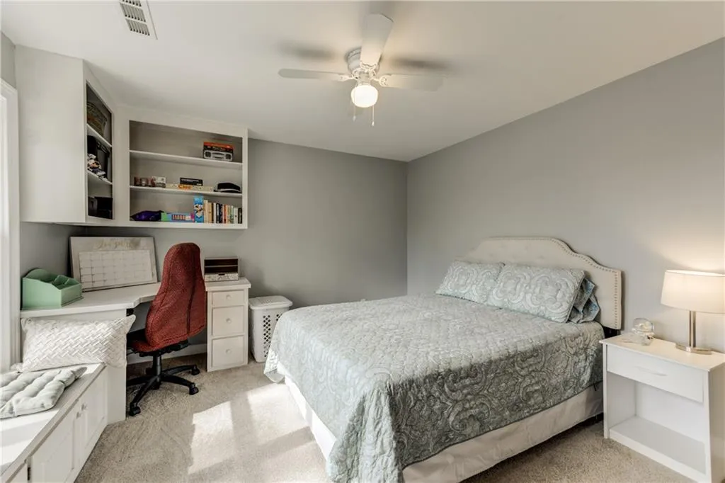 7155 Roswell Road Unit 13, Atlanta, Georgia 30328, 3 Bedrooms Bedrooms, ,3 BathroomsBathrooms,Residential,Sold,7155 Roswell Road Unit 13,6525704