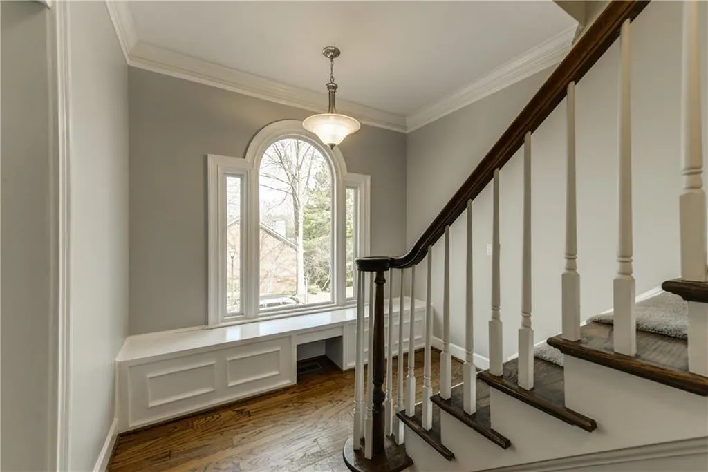 7155 Roswell Road Unit 13, Atlanta, Georgia 30328, 3 Bedrooms Bedrooms, ,3 BathroomsBathrooms,Residential,Sold,7155 Roswell Road Unit 13,6525704