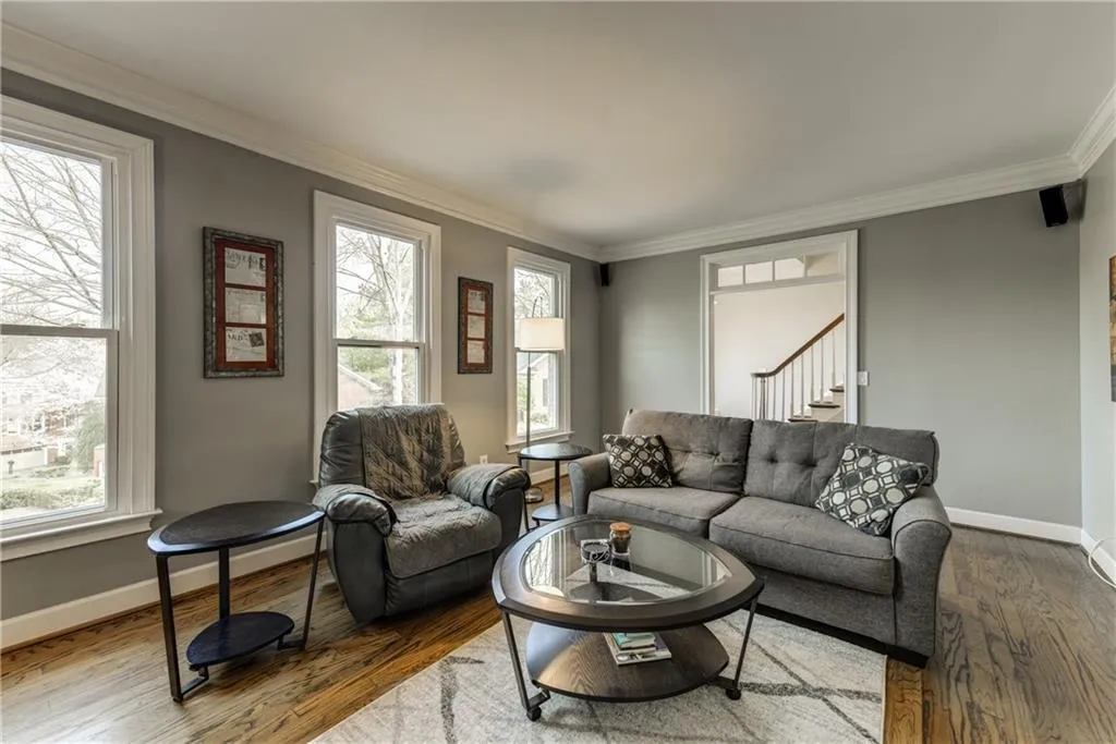 7155 Roswell Road Unit 13, Atlanta, Georgia 30328, 3 Bedrooms Bedrooms, ,3 BathroomsBathrooms,Residential,Sold,7155 Roswell Road Unit 13,6525704