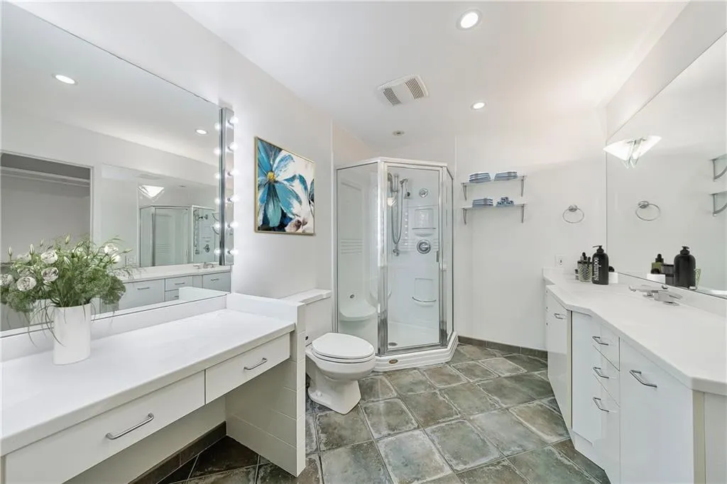 41 Basswood Circle, Sandy Springs, Georgia 30328, 4 Bedrooms Bedrooms, ,3 BathroomsBathrooms,Residential,For Sale,41 Basswood Circle,7579338