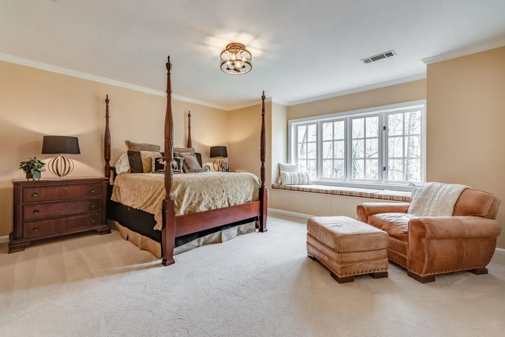 5560 Glen Errol Road, Sandy Springs, Georgia 30327, 4 Bedrooms Bedrooms, ,3 BathroomsBathrooms,Residential,Sold,5560 Glen Errol Road,6691339