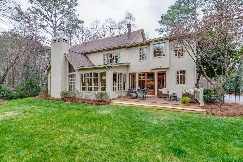 5560 Glen Errol Road, Sandy Springs, Georgia 30327, 4 Bedrooms Bedrooms, ,3 BathroomsBathrooms,Residential,Sold,5560 Glen Errol Road,6691339