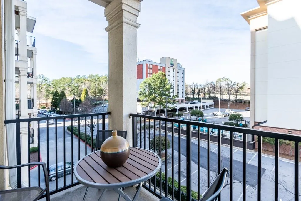 799 Hammond Drive Unit 215, Sandy Springs, Georgia 30328, 1 Bedroom Bedrooms, ,1 BathroomBathrooms,Residential,Sold,799 Hammond Drive Unit 215,6124918