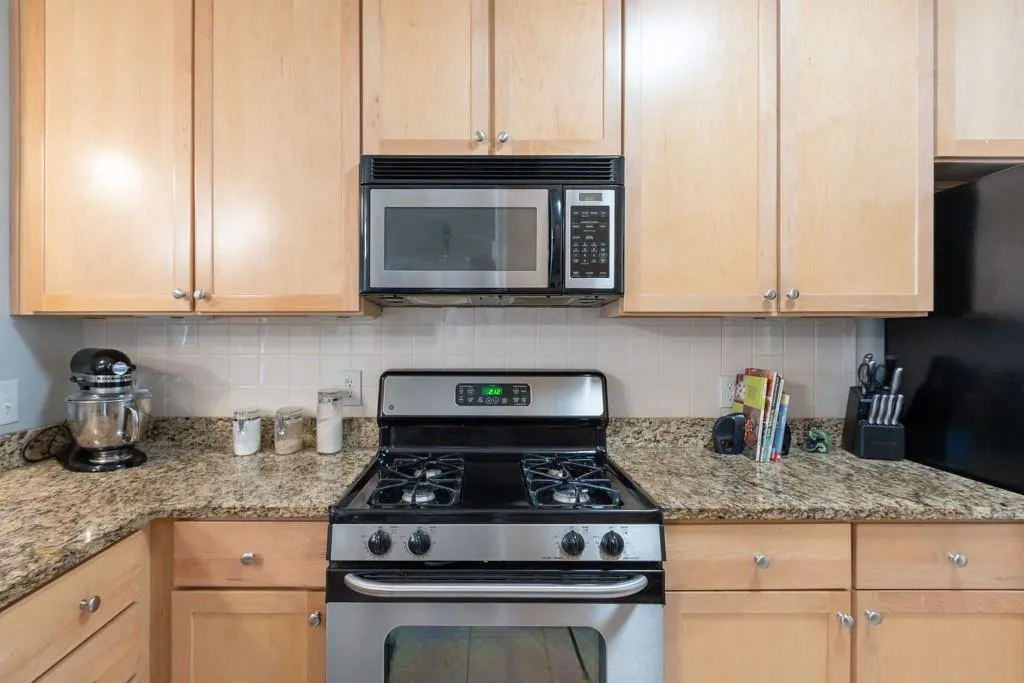 799 Hammond Drive Unit 215, Sandy Springs, Georgia 30328, 1 Bedroom Bedrooms, ,1 BathroomBathrooms,Residential,Sold,799 Hammond Drive Unit 215,6124918