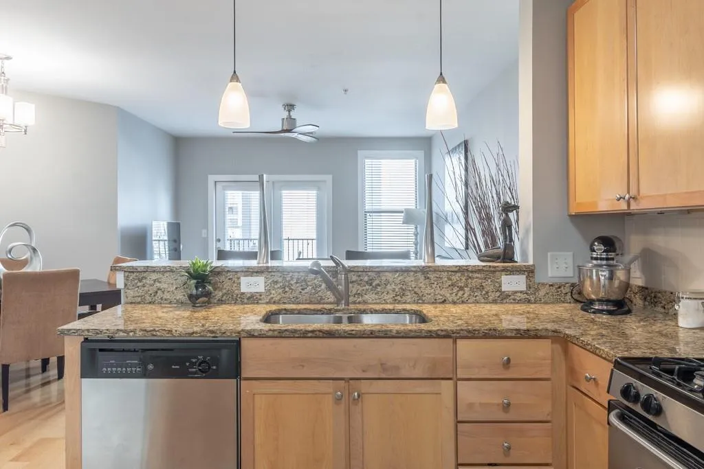 799 Hammond Drive Unit 215, Sandy Springs, Georgia 30328, 1 Bedroom Bedrooms, ,1 BathroomBathrooms,Residential,Sold,799 Hammond Drive Unit 215,6124918