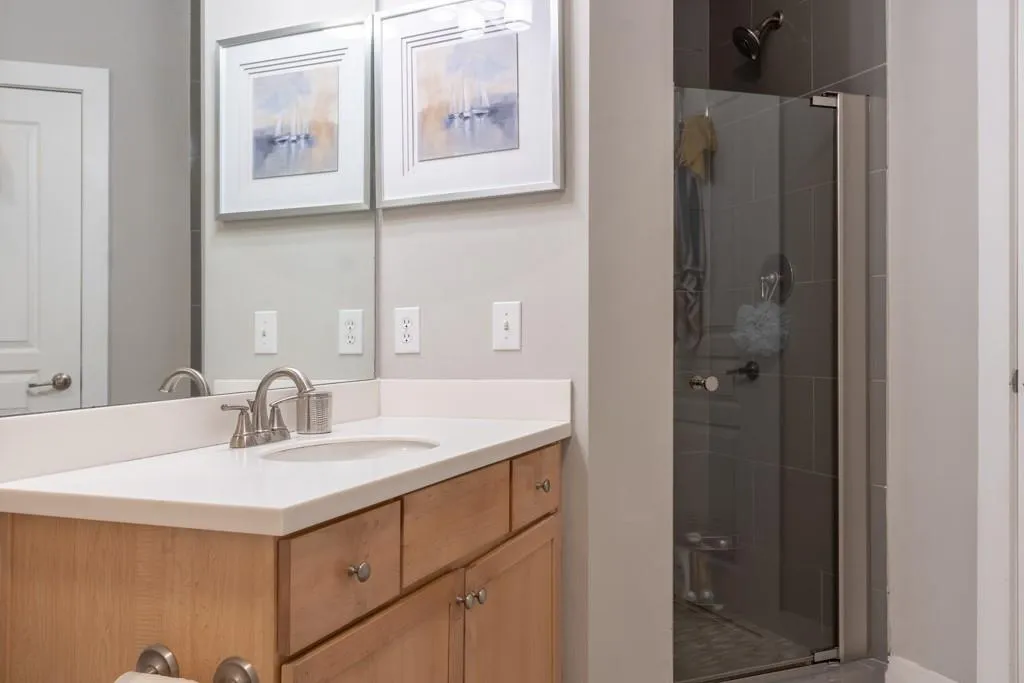 799 Hammond Drive Unit 215, Sandy Springs, Georgia 30328, 1 Bedroom Bedrooms, ,1 BathroomBathrooms,Residential,Sold,799 Hammond Drive Unit 215,6124918