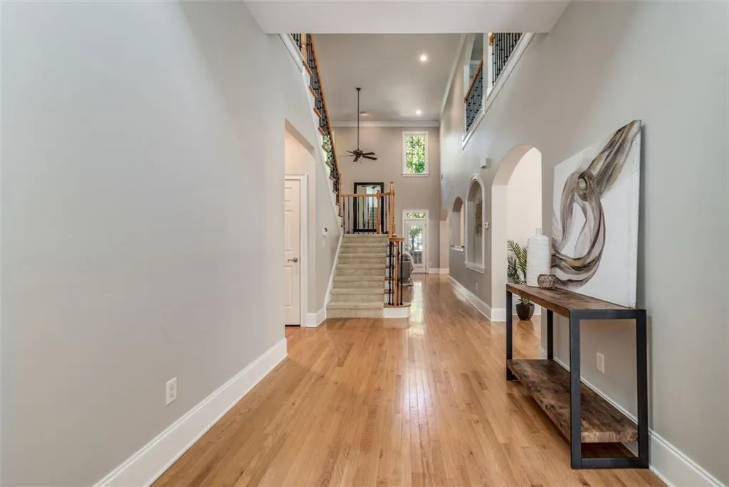 335 Wembley Circle, Atlanta, Georgia 30328, 4 Bedrooms Bedrooms, ,3 BathroomsBathrooms,Residential,Sold,335 Wembley Circle,7132540