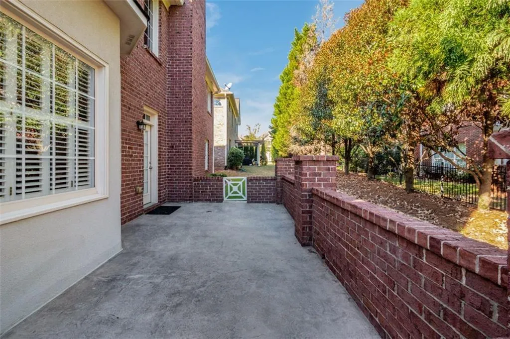 335 Wembley Circle, Atlanta, Georgia 30328, 4 Bedrooms Bedrooms, ,3 BathroomsBathrooms,Residential,Sold,335 Wembley Circle,7132540