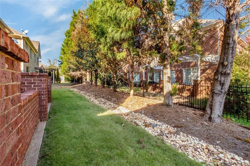 335 Wembley Circle, Atlanta, Georgia 30328, 4 Bedrooms Bedrooms, ,3 BathroomsBathrooms,Residential,Sold,335 Wembley Circle,7132540