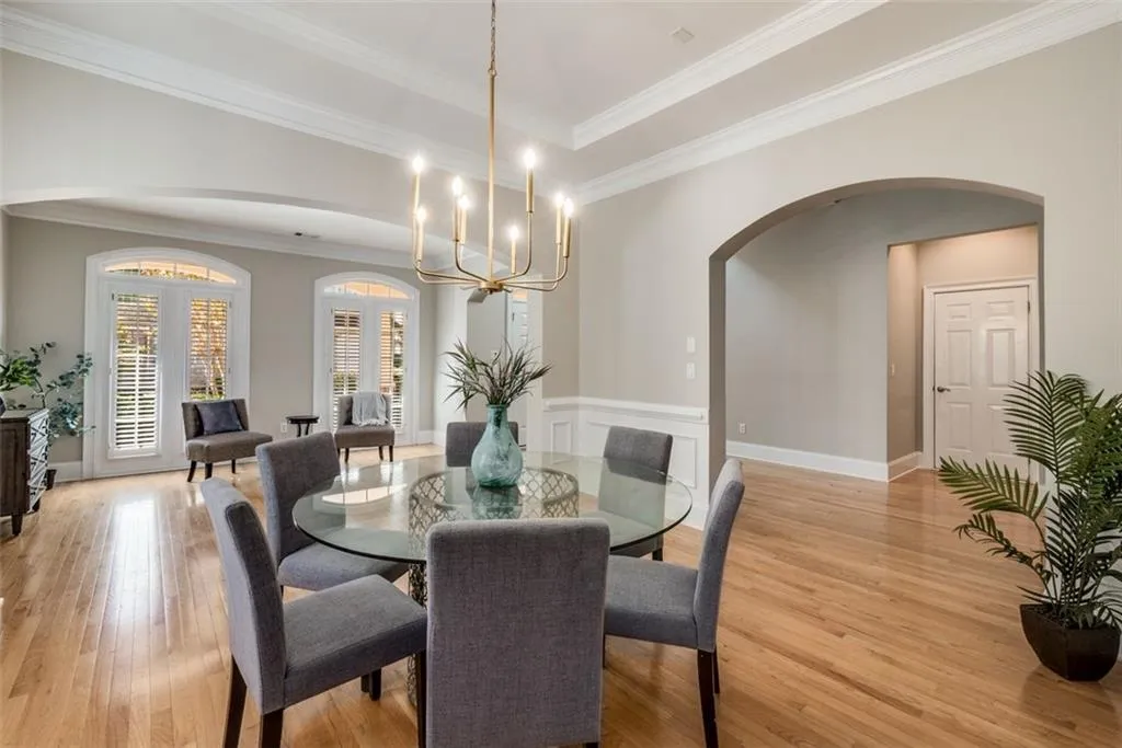 335 Wembley Circle, Atlanta, Georgia 30328, 4 Bedrooms Bedrooms, ,3 BathroomsBathrooms,Residential,Sold,335 Wembley Circle,7132540