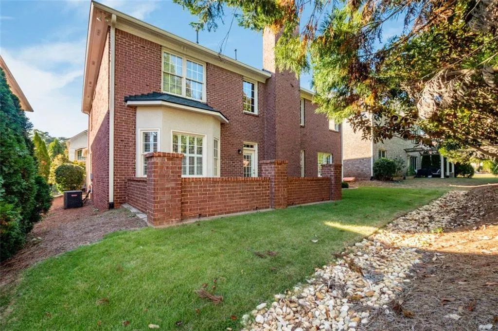 335 Wembley Circle, Atlanta, Georgia 30328, 4 Bedrooms Bedrooms, ,3 BathroomsBathrooms,Residential,Sold,335 Wembley Circle,7132540