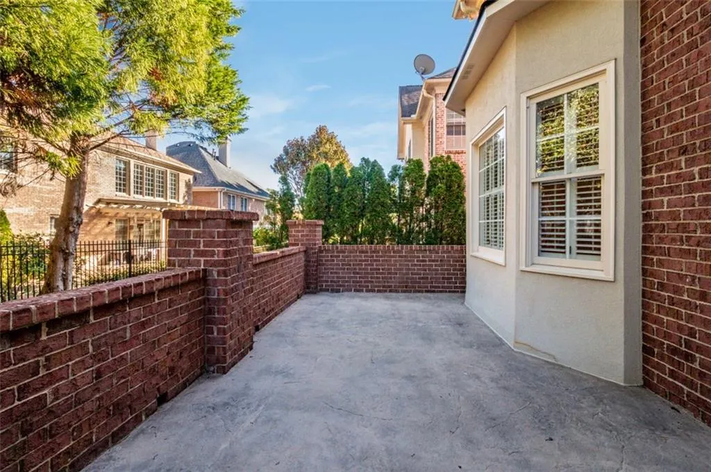 335 Wembley Circle, Atlanta, Georgia 30328, 4 Bedrooms Bedrooms, ,3 BathroomsBathrooms,Residential,Sold,335 Wembley Circle,7132540