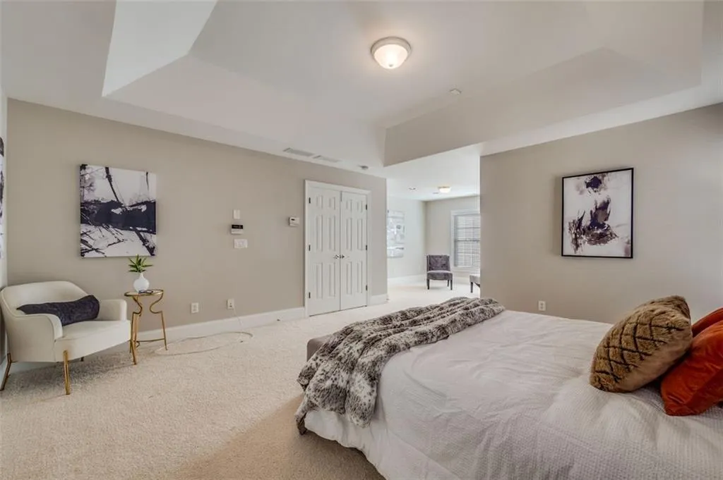 335 Wembley Circle, Atlanta, Georgia 30328, 4 Bedrooms Bedrooms, ,3 BathroomsBathrooms,Residential,Sold,335 Wembley Circle,7132540