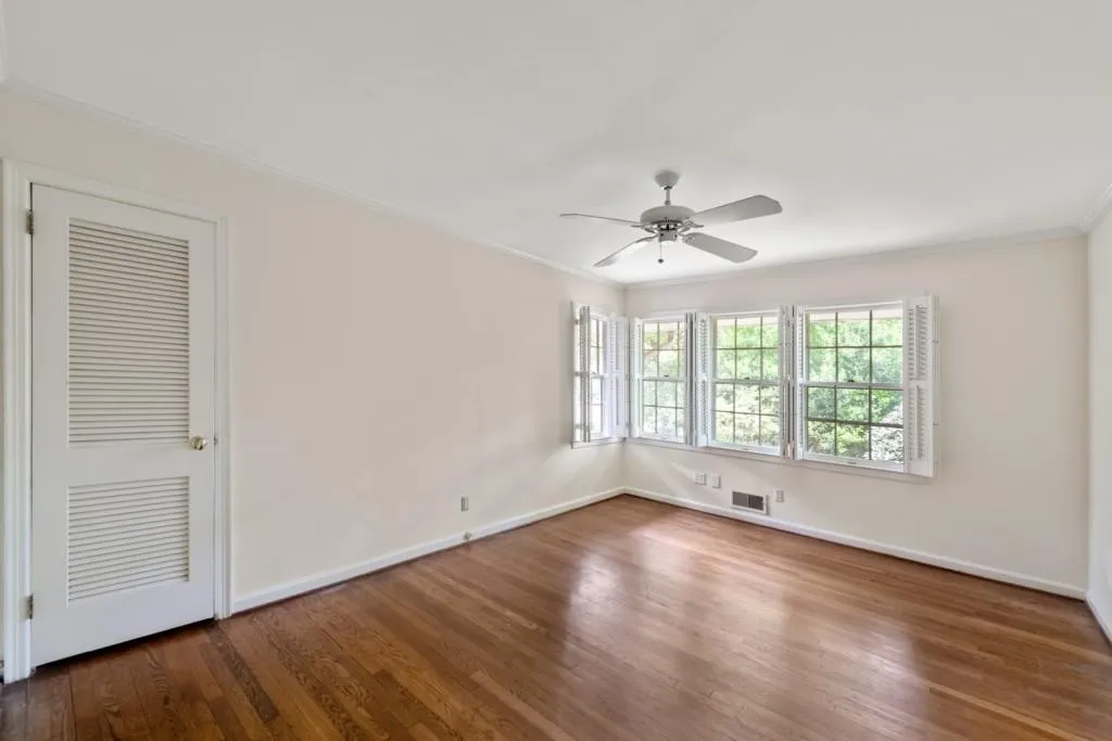 5132 High Point Road, Atlanta, Georgia 30342, 3 Bedrooms Bedrooms, ,2 BathroomsBathrooms,Residential,Sold,5132 High Point Road,7757318