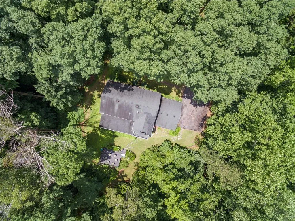 1621 Sunnybrook Farm Road, Sandy Springs, Georgia 30350, 4 Bedrooms Bedrooms, ,3 BathroomsBathrooms,Residential,Sold,1621 Sunnybrook Farm Road,6565003
