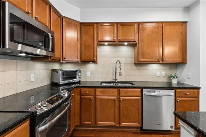 200 River Vista Drive Unit 428, Atlanta, Georgia 30339