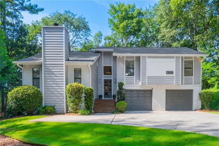420 Stonebridge Drive, Roswell, Georgia 30075