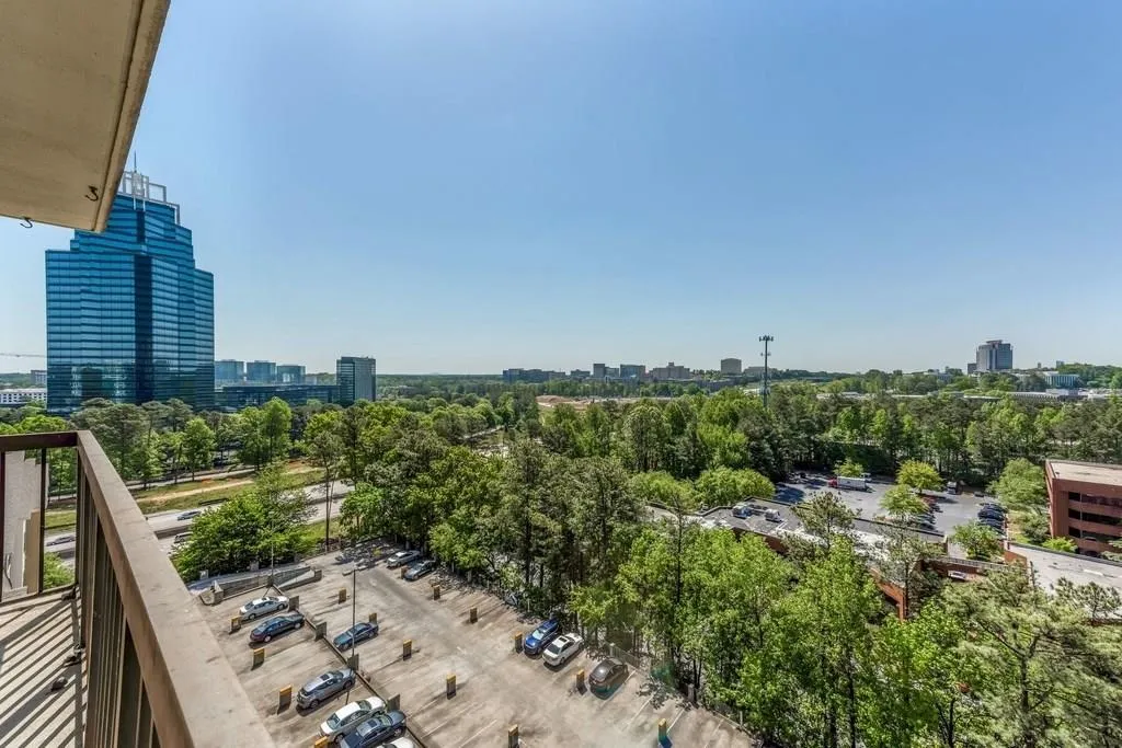 795 Hammond Drive Unit 1106, Atlanta, Georgia 30328, 2 Bedrooms Bedrooms, ,1 BathroomBathrooms,Residential,Sold,795 Hammond Drive Unit 1106,6006876