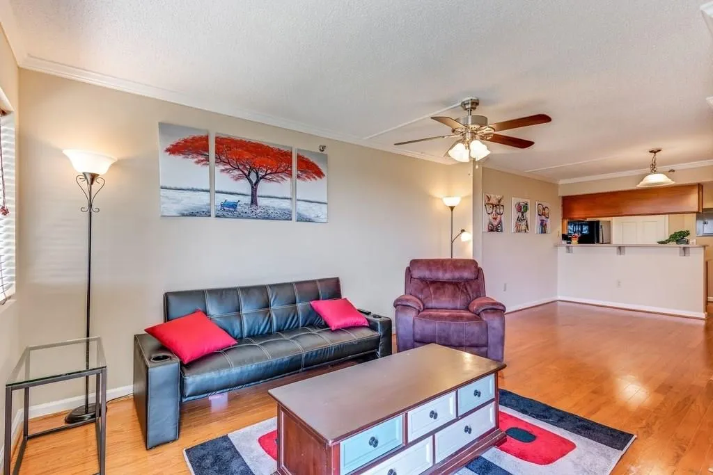 795 Hammond Drive Unit 1106, Atlanta, Georgia 30328, 2 Bedrooms Bedrooms, ,1 BathroomBathrooms,Residential,Sold,795 Hammond Drive Unit 1106,6006876