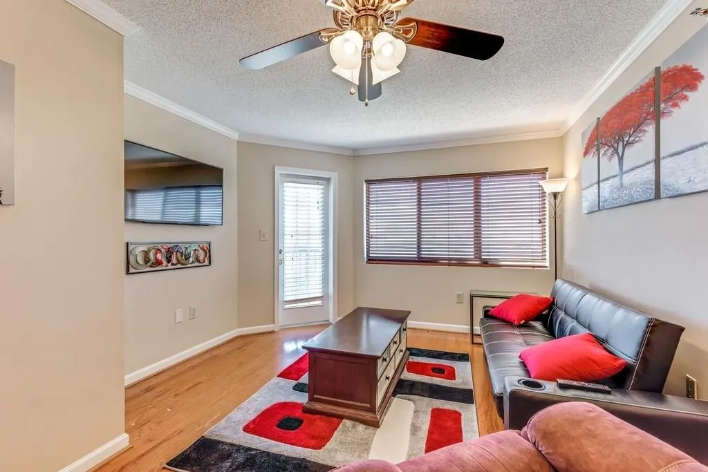 795 Hammond Drive Unit 1106, Atlanta, Georgia 30328, 2 Bedrooms Bedrooms, ,1 BathroomBathrooms,Residential,Sold,795 Hammond Drive Unit 1106,6006876