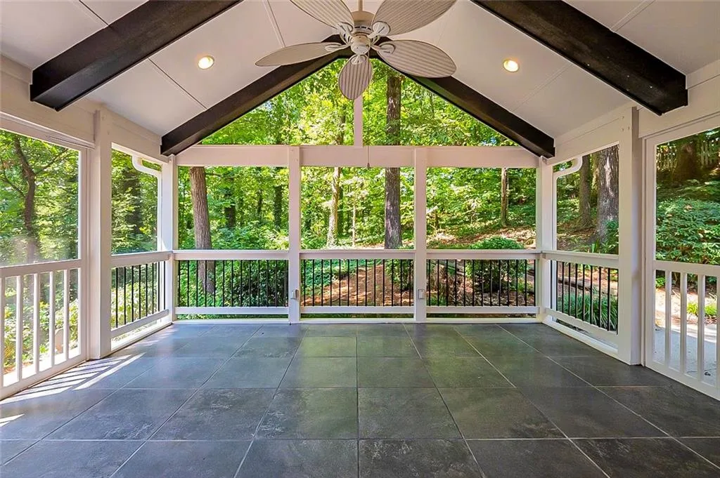 7120 Dunhill Terrace, Atlanta, Georgia 30328, 3 Bedrooms Bedrooms, ,2 BathroomsBathrooms,Residential,Sold,7120 Dunhill Terrace,6934809