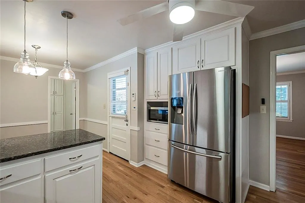 7120 Dunhill Terrace, Atlanta, Georgia 30328, 3 Bedrooms Bedrooms, ,2 BathroomsBathrooms,Residential,Sold,7120 Dunhill Terrace,6934809