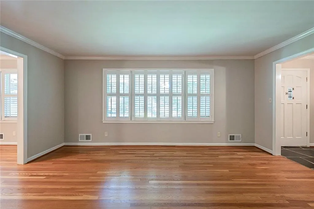 7120 Dunhill Terrace, Atlanta, Georgia 30328, 3 Bedrooms Bedrooms, ,2 BathroomsBathrooms,Residential,Sold,7120 Dunhill Terrace,6934809