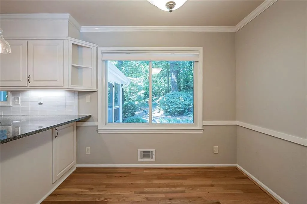 7120 Dunhill Terrace, Atlanta, Georgia 30328, 3 Bedrooms Bedrooms, ,2 BathroomsBathrooms,Residential,Sold,7120 Dunhill Terrace,6934809