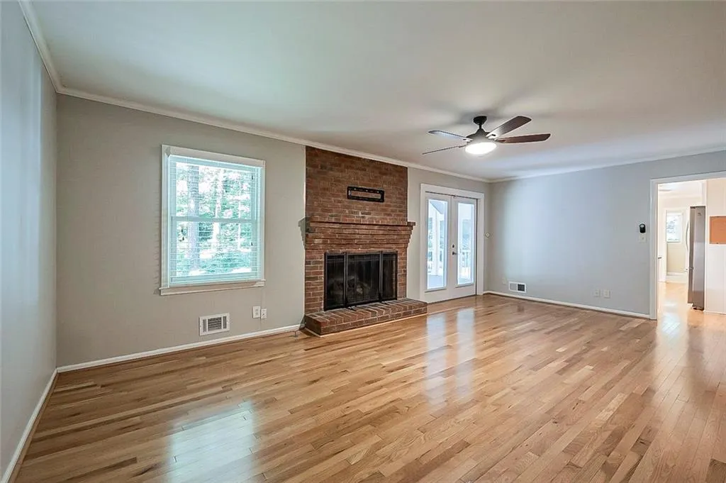 7120 Dunhill Terrace, Atlanta, Georgia 30328, 3 Bedrooms Bedrooms, ,2 BathroomsBathrooms,Residential,Sold,7120 Dunhill Terrace,6934809