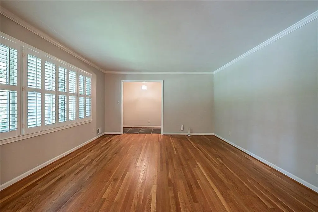 7120 Dunhill Terrace, Atlanta, Georgia 30328, 3 Bedrooms Bedrooms, ,2 BathroomsBathrooms,Residential,Sold,7120 Dunhill Terrace,6934809