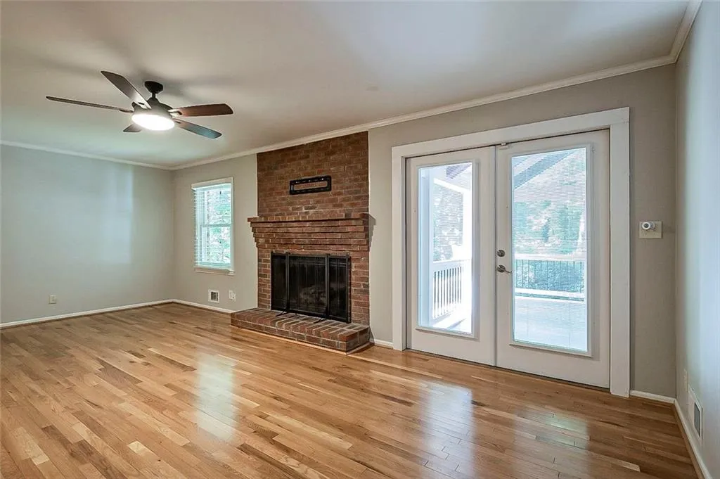 7120 Dunhill Terrace, Atlanta, Georgia 30328, 3 Bedrooms Bedrooms, ,2 BathroomsBathrooms,Residential,Sold,7120 Dunhill Terrace,6934809