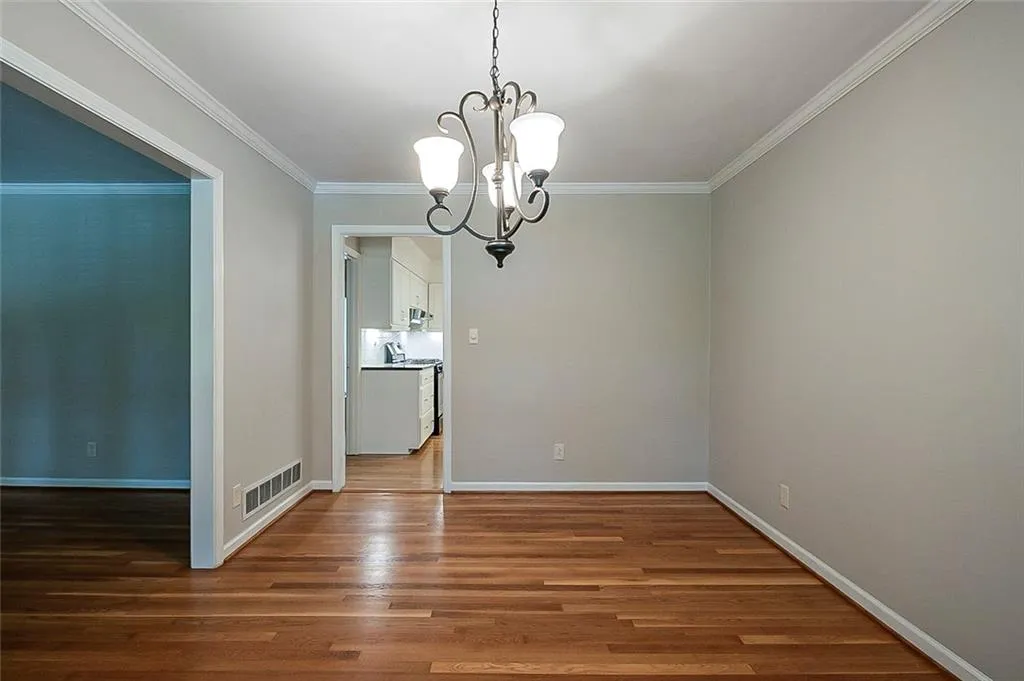 7120 Dunhill Terrace, Atlanta, Georgia 30328, 3 Bedrooms Bedrooms, ,2 BathroomsBathrooms,Residential,Sold,7120 Dunhill Terrace,6934809