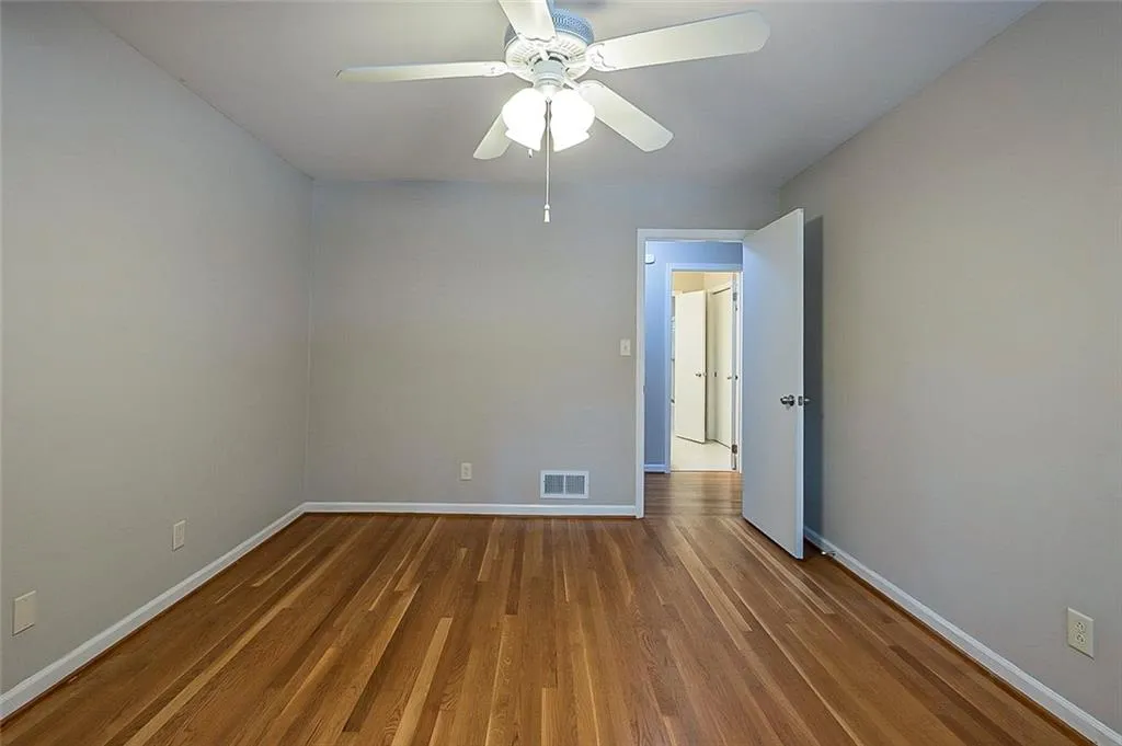 7120 Dunhill Terrace, Atlanta, Georgia 30328, 3 Bedrooms Bedrooms, ,2 BathroomsBathrooms,Residential,Sold,7120 Dunhill Terrace,6934809