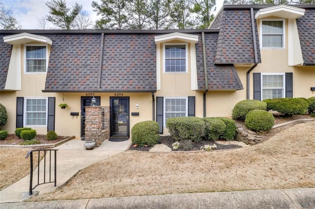 6204 Park Avenue, Atlanta, Georgia 30342, 2 Bedrooms Bedrooms, ,1 BathroomBathrooms,Residential,Sold,6204 Park Avenue,6687753