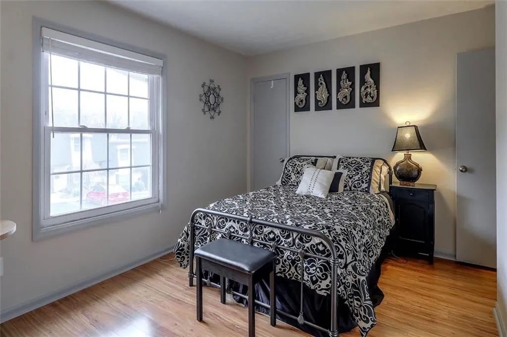 6204 Park Avenue, Atlanta, Georgia 30342, 2 Bedrooms Bedrooms, ,1 BathroomBathrooms,Residential,Sold,6204 Park Avenue,6687753