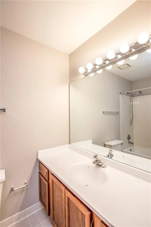 7500 Roswell Road Unit 97, Sandy Springs, Georgia 30350, 2 Bedrooms Bedrooms, ,2 BathroomsBathrooms,Residential,Sold,7500 Roswell Road Unit 97,5917513