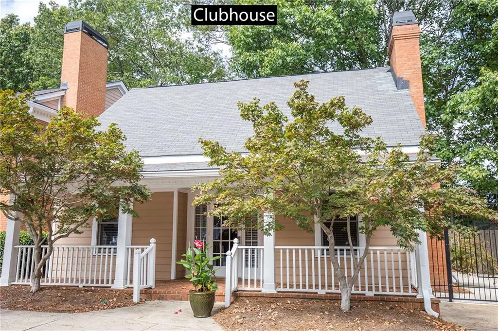 7500 Roswell Road Unit 97, Sandy Springs, Georgia 30350, 2 Bedrooms Bedrooms, ,2 BathroomsBathrooms,Residential,Sold,7500 Roswell Road Unit 97,5917513