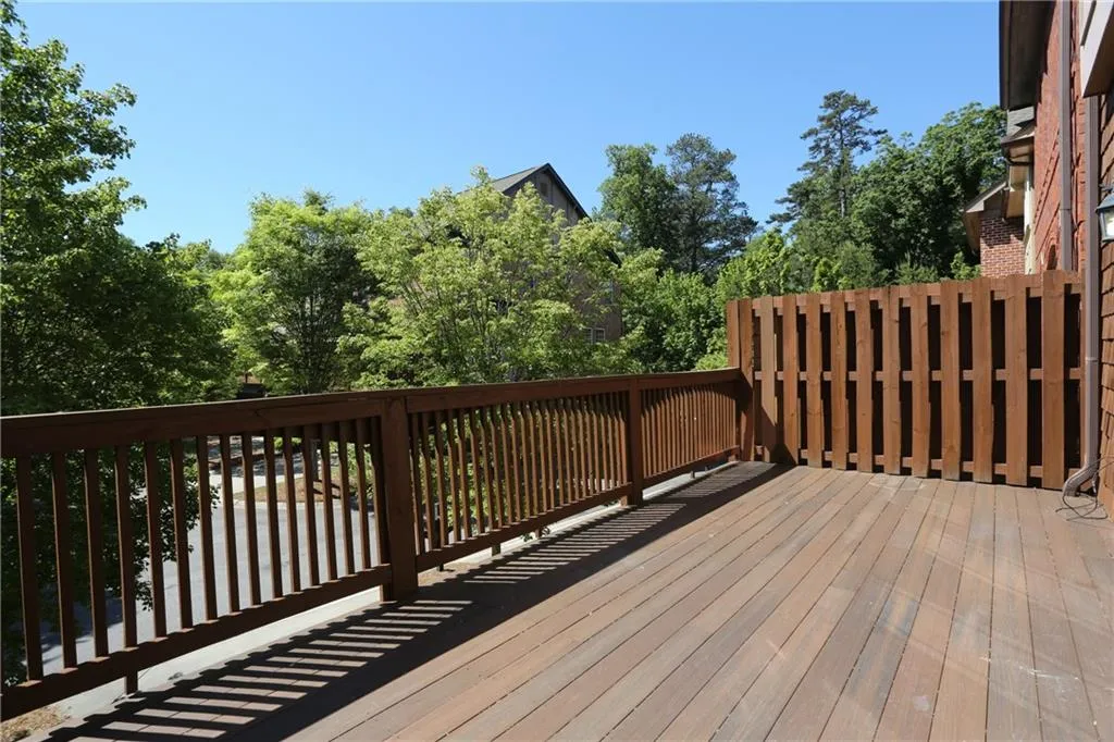 62 High Top Point, Sandy Springs, Georgia 30328, 3 Bedrooms Bedrooms, ,3 BathroomsBathrooms,Residential,Sold,62 High Top Point,5861323